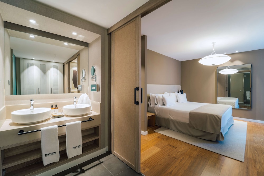 Superior Room - Photo 5