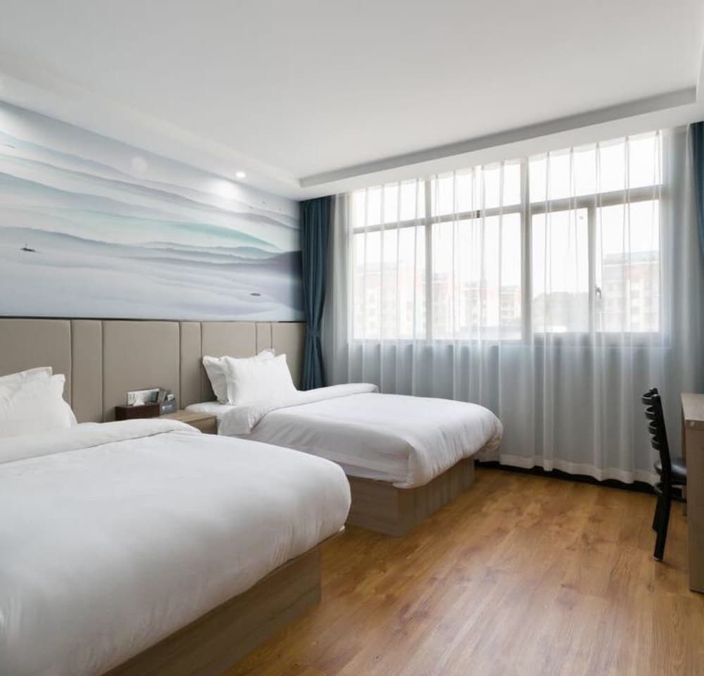 Standard Twin Room (Mainland Chinese Citizen Only)