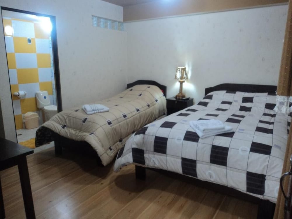 Basic Twin Room photo 1