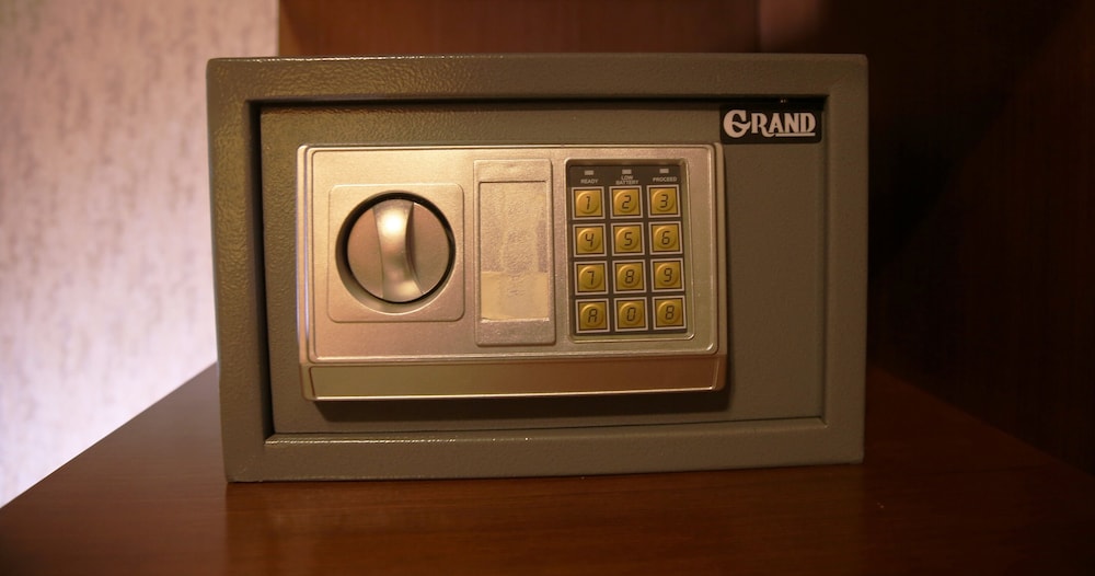 Deluxe Suite - Photo 2