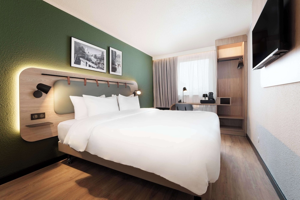 Superior Room, 1 King Bed - Photo 1