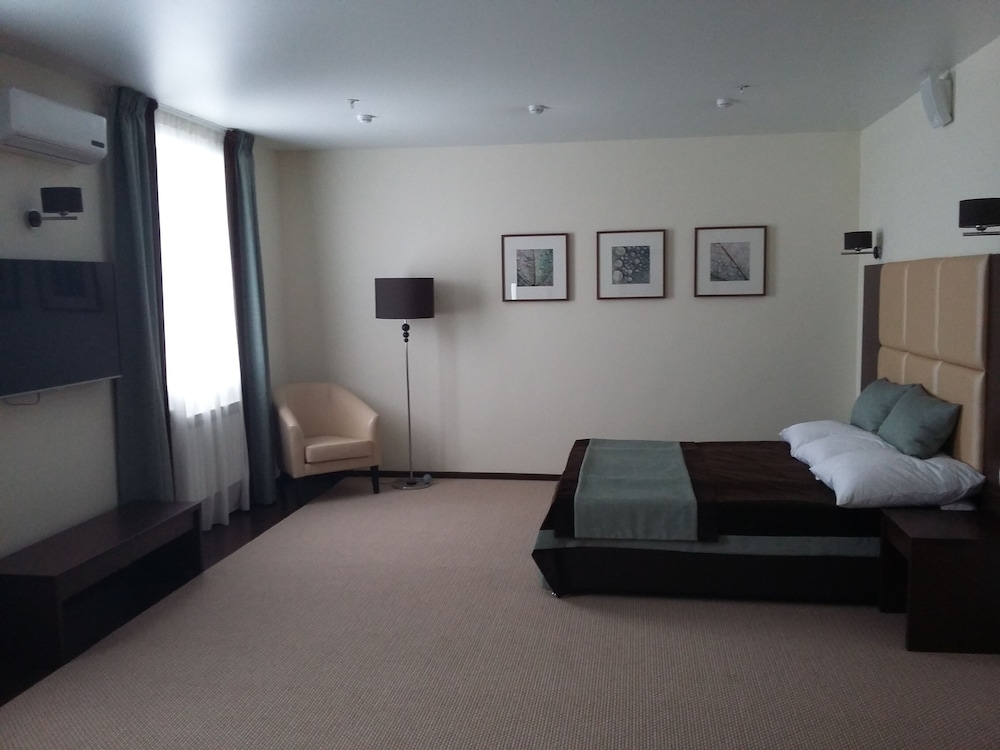 Suite, 2 Bedrooms photo 3