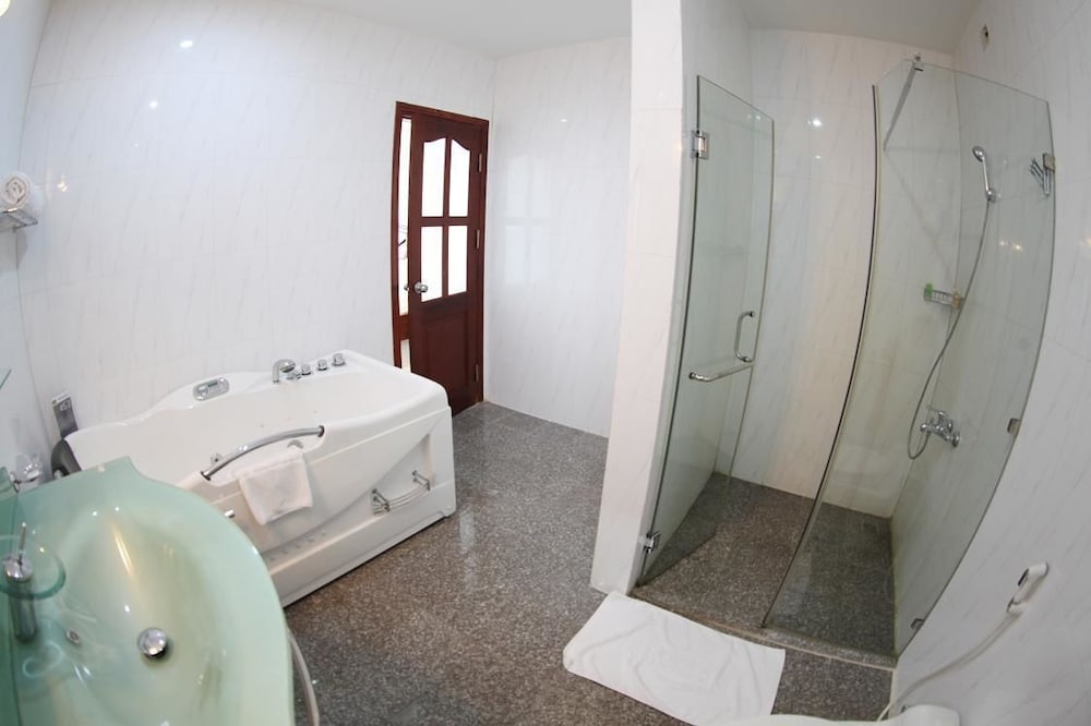 Standard Triple Room - Photo 2
