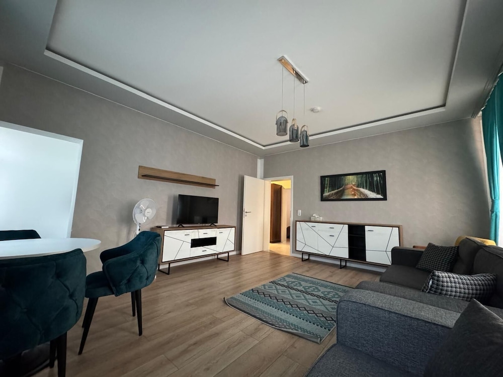 Family Apartment photo 3