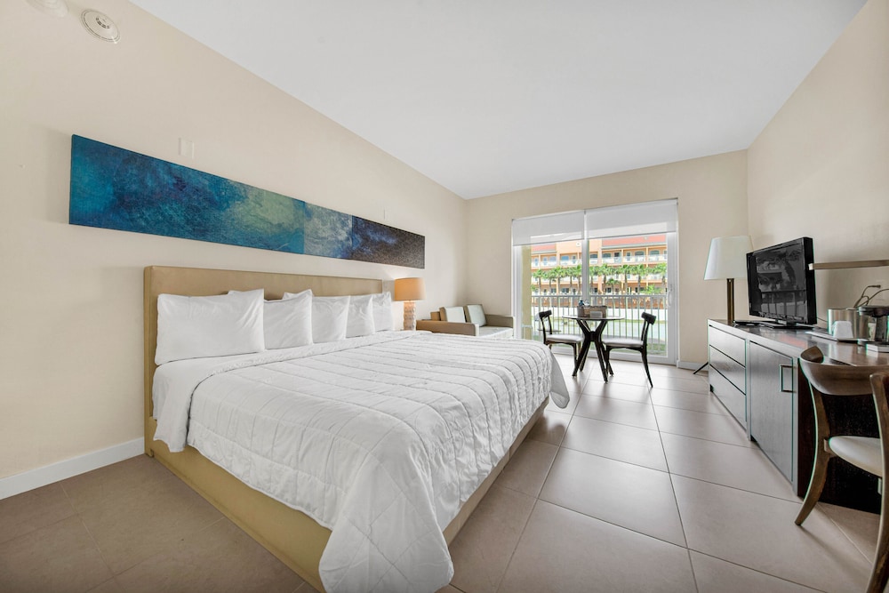 Deluxe Room, 1 King Bed