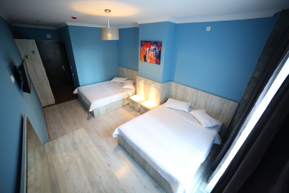 Executive Room, City View