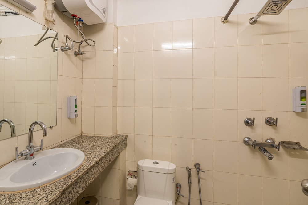 Bed in 6Bed Female Ensuite photo 2