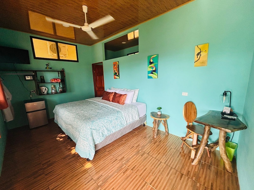 Room Toucan photo 1