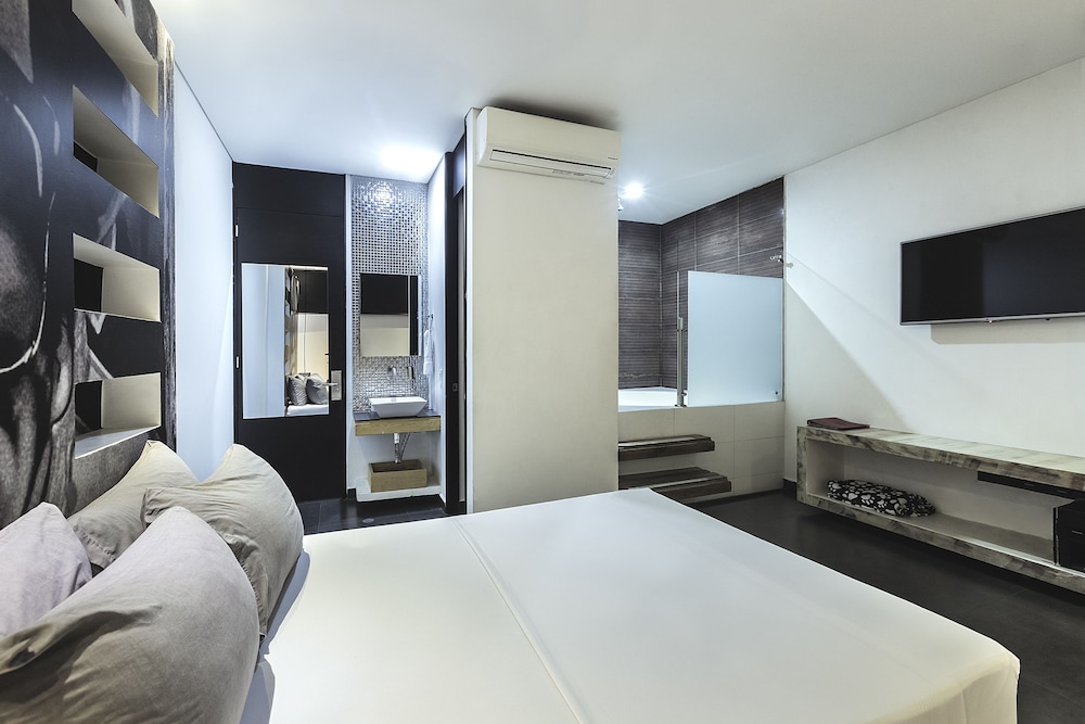 Deluxe Room, 1 Double Bed, Hot Tub