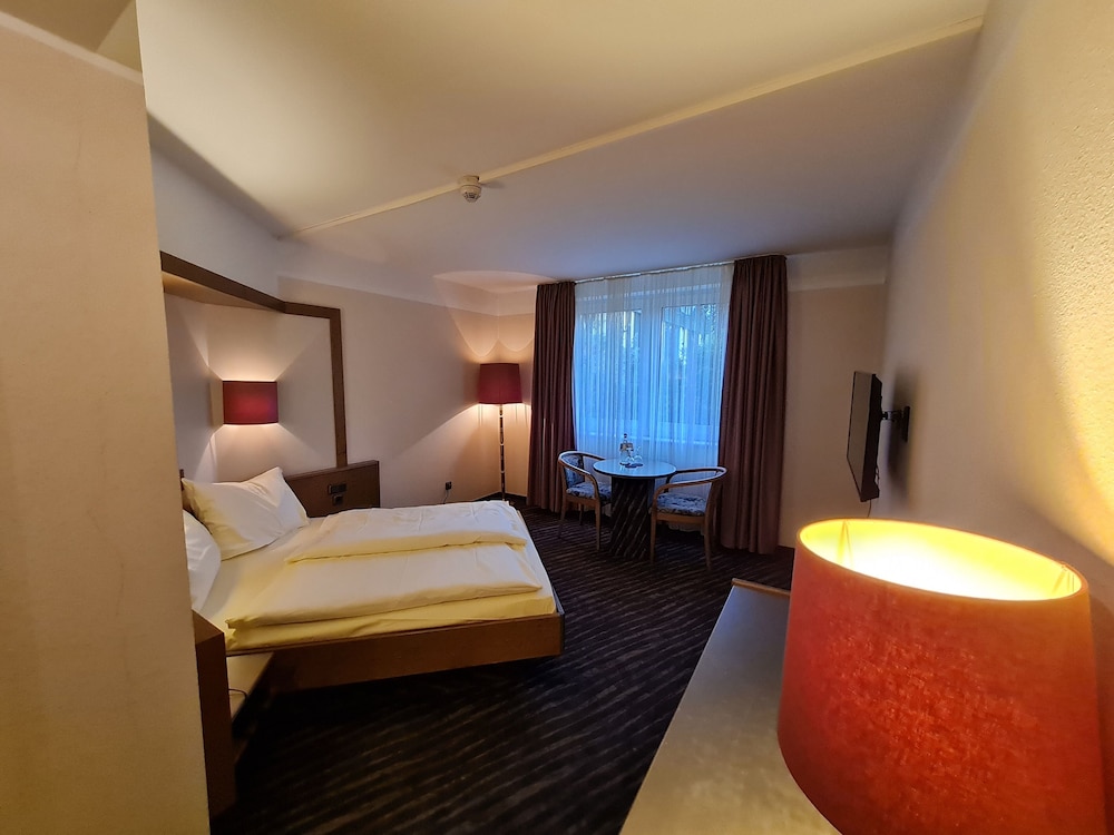 Basic Double Room