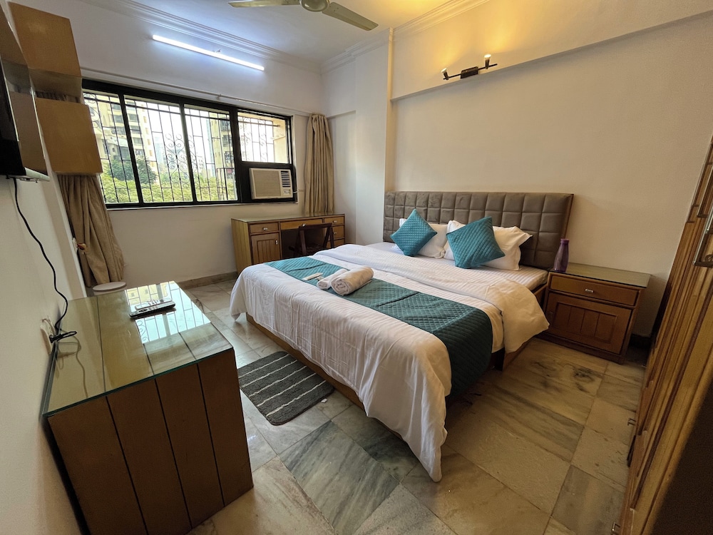 Double Room with Private External Bathroom