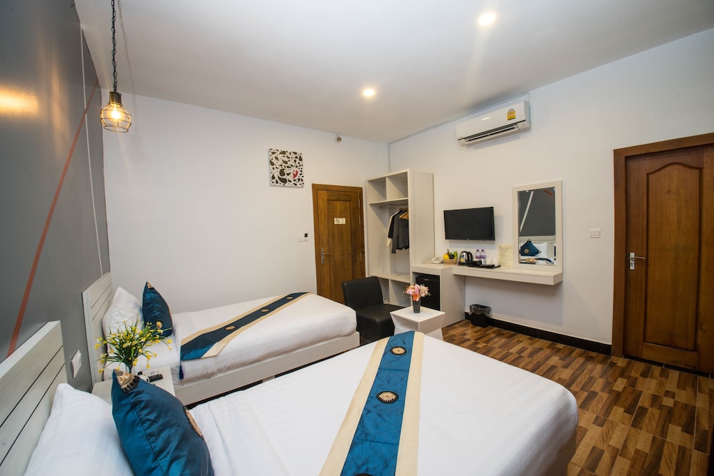 Deluxe Twin Room, Multiple Beds photo 1