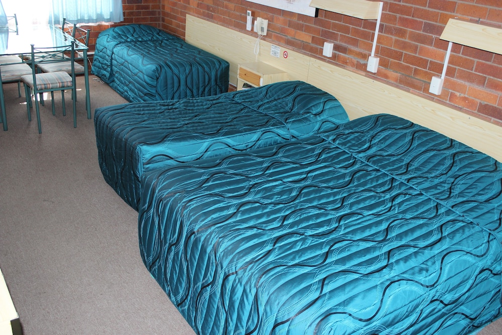 Large Family Suite, 2 Bedrooms, Non Smoking (Family Unit (6)) photo 1