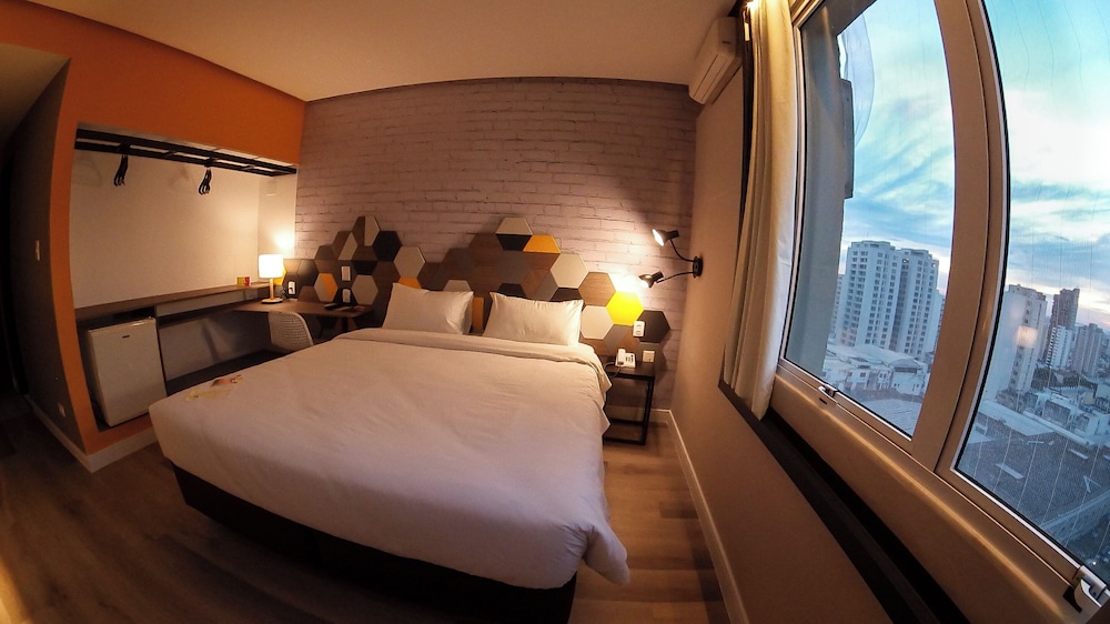 Standard Room, 1 Double Bed, Non Smoking - Photo 5