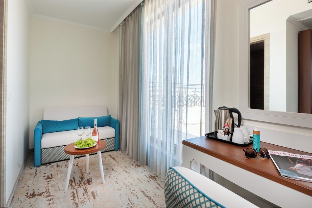 Superior Twin Side Sea View - Photo 4
