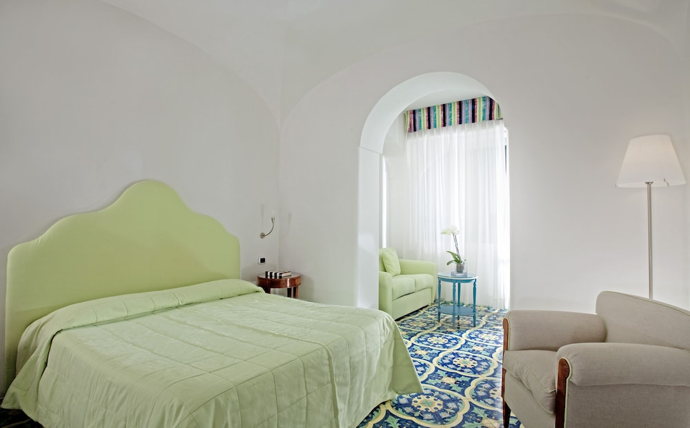 Deluxe Double Room - Photo 4