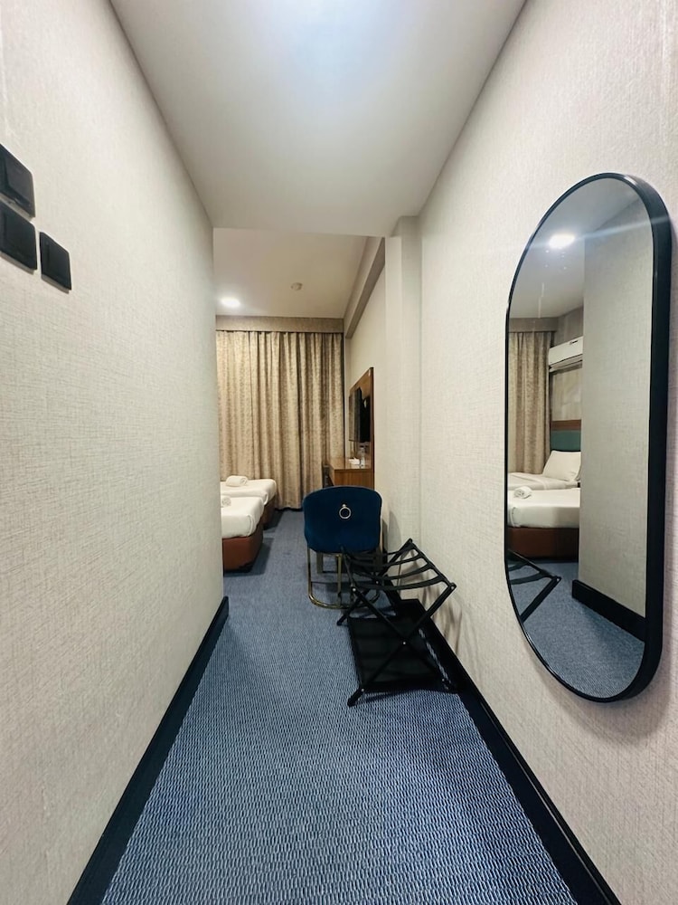 Standard Double or Twin Room photo 2
