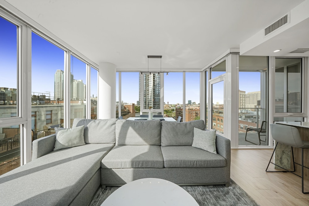 Deluxe Suite, 2 Bedrooms - Photo 8