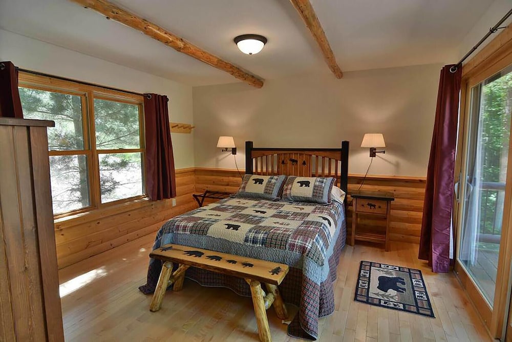 Cabin, Multiple Beds, Kitchen photo 2