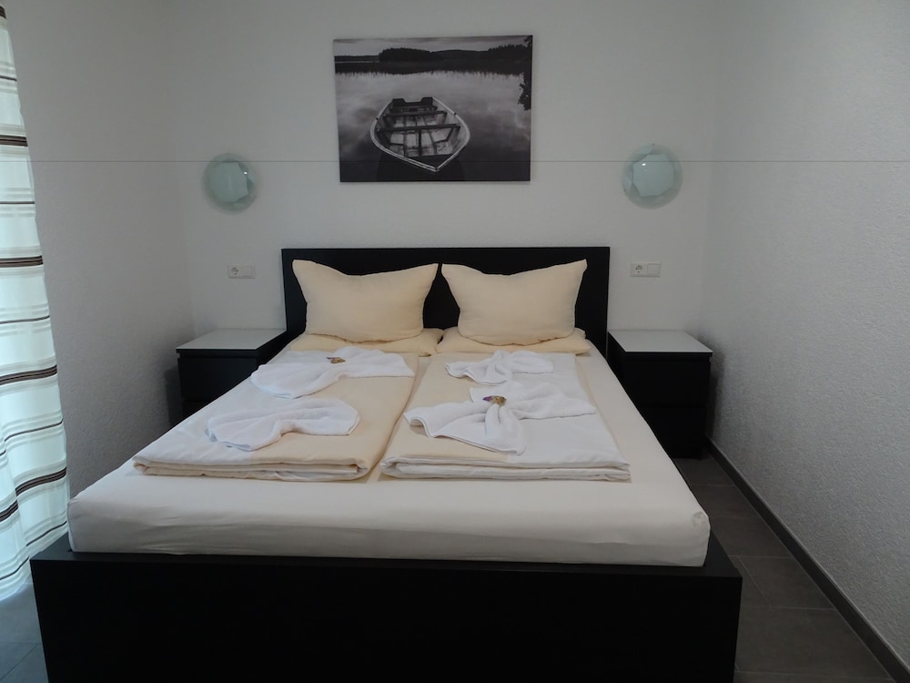 Deluxe Apartment, Multiple Beds, Terrace photo 2