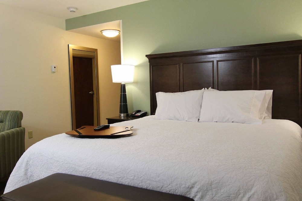 One King Bed photo 3