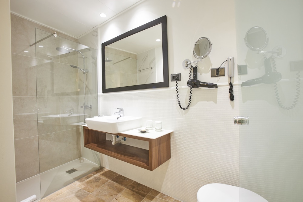 Superior Double Room - Photo 14