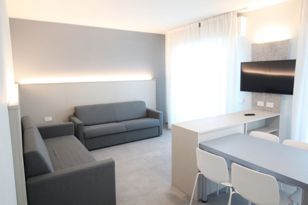 Superior Condo photo 1