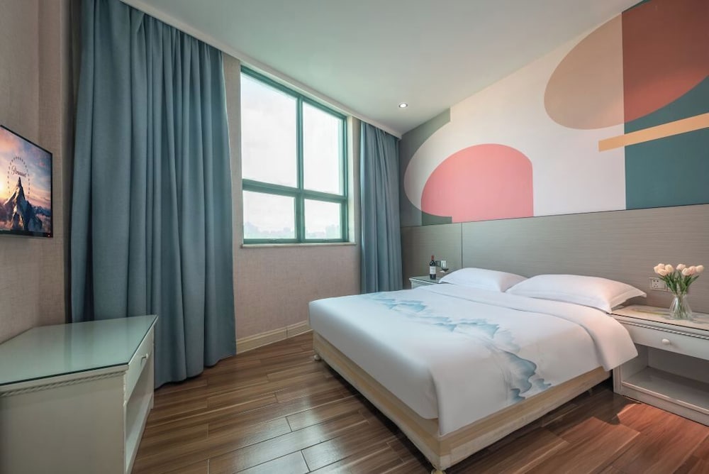 Basic Double Room, City View photo 2