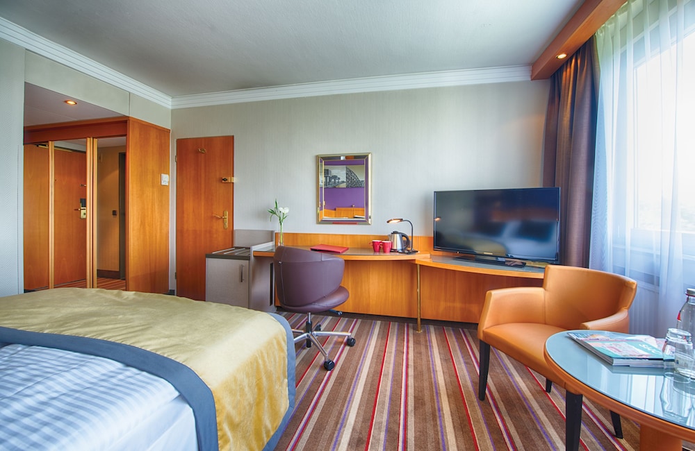 Deluxe Room - Photo 7