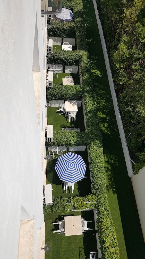 Quadruple Room - Photo 4