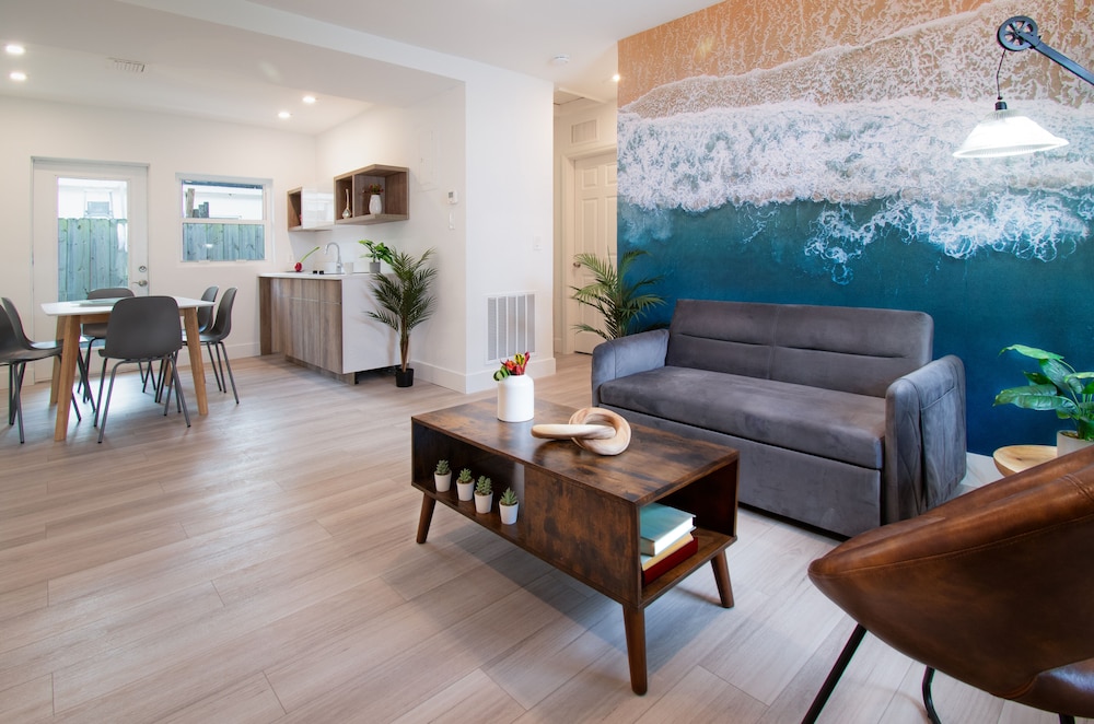 Deluxe Two Bedroom Suite