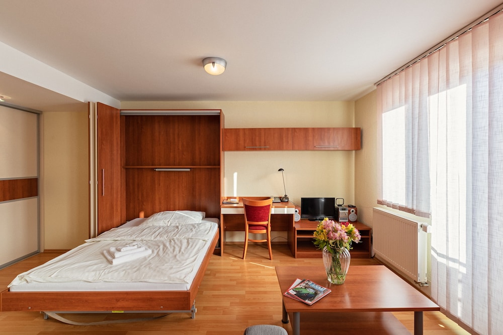 Comfort Single Room, 1 Bedroom, Kitchenette photo 3