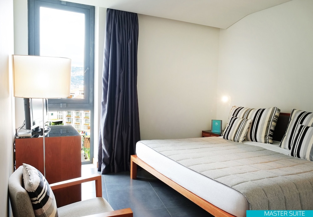 Suite, Ocean View - Photo 2
