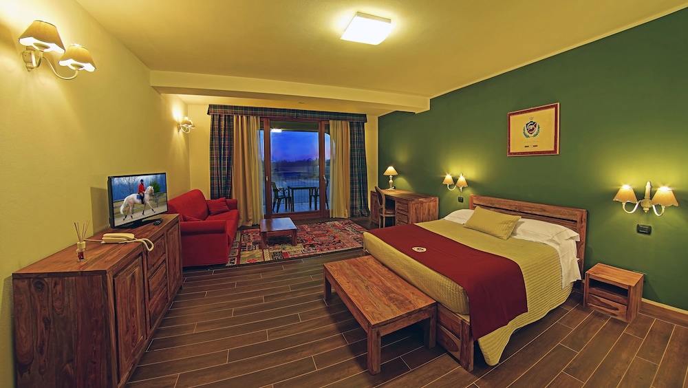 Triple Room, Balcony photo 1