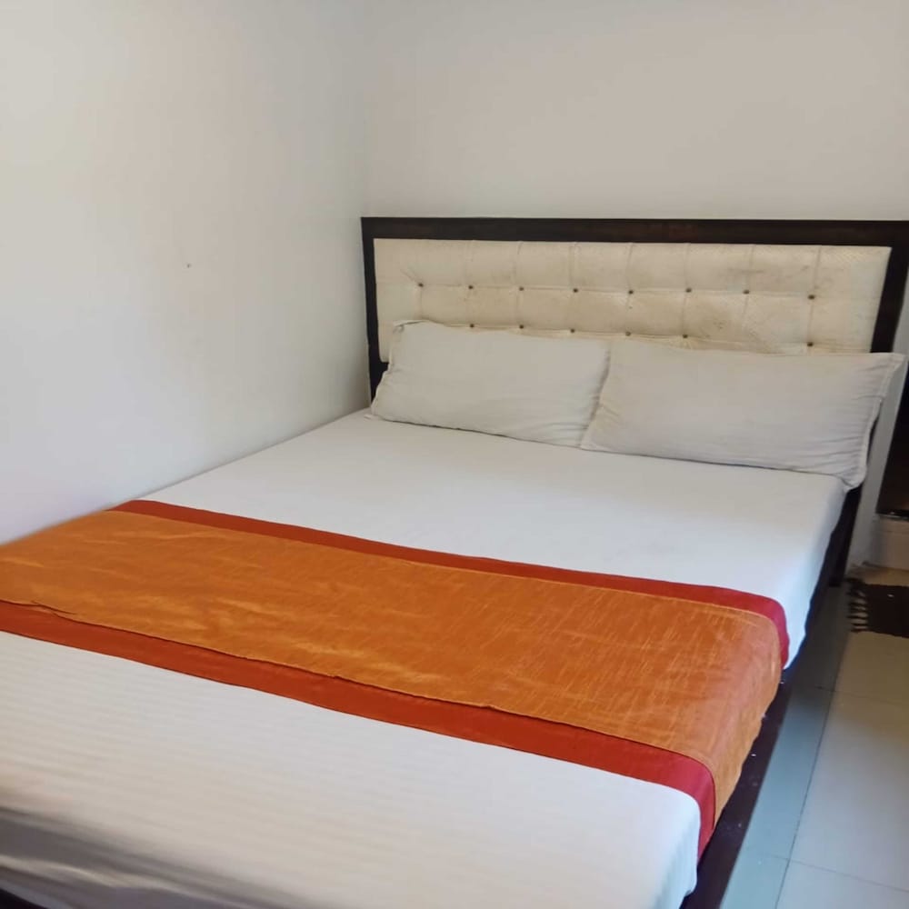 Deluxe Room - Photo 1