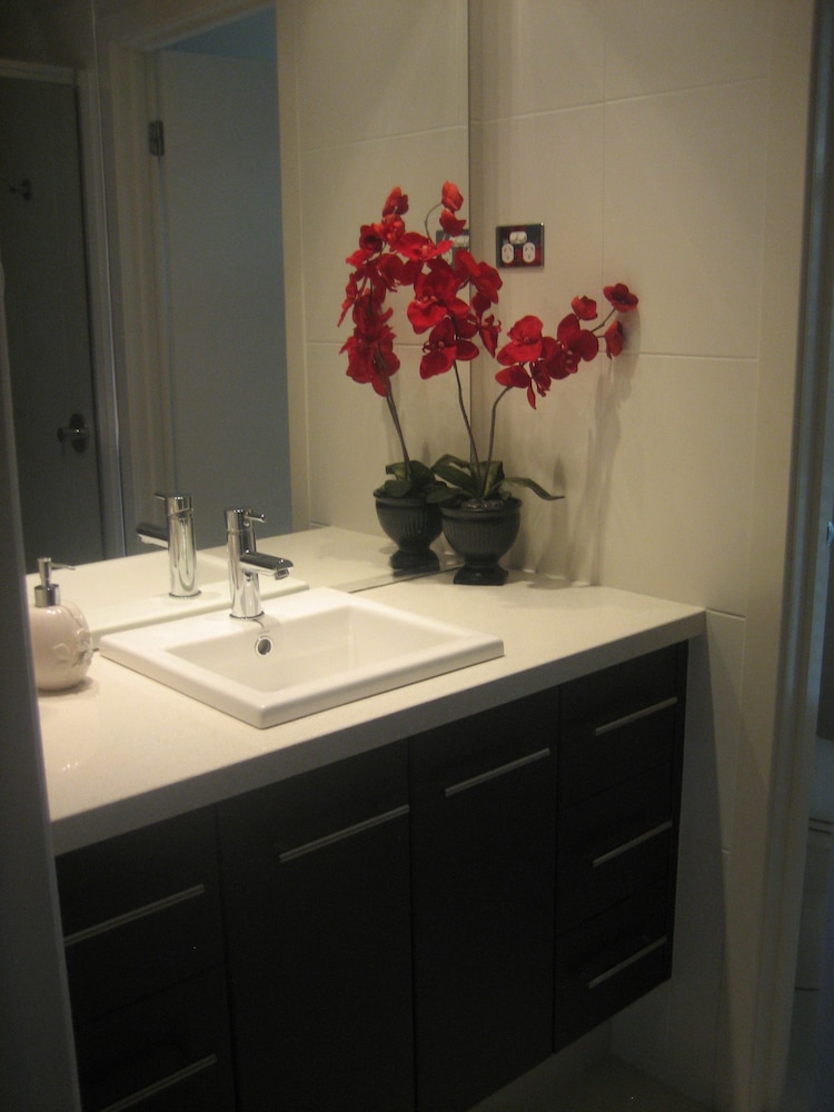 Guest Room 1 (2 Night Min) photo 2
