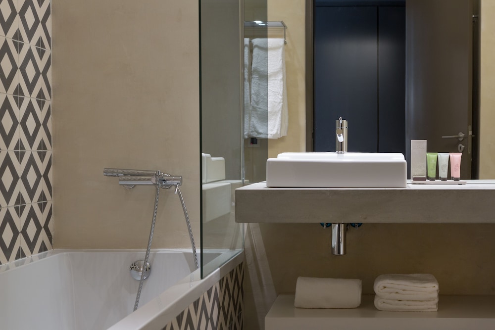 Superior Double Room - Photo 7