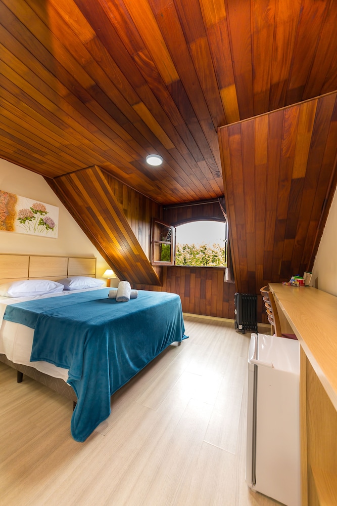 Superior Double Room, City View