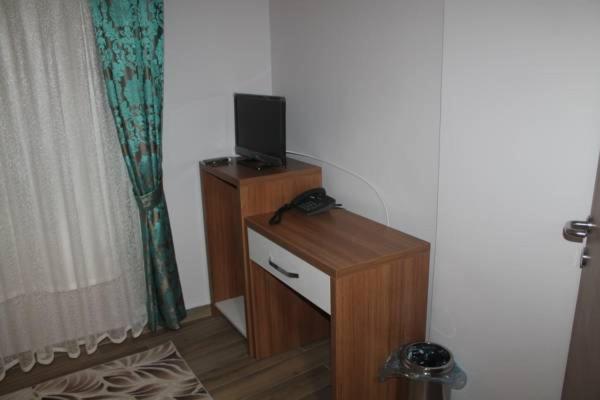 Quadruple Room with Bathroom photo 2