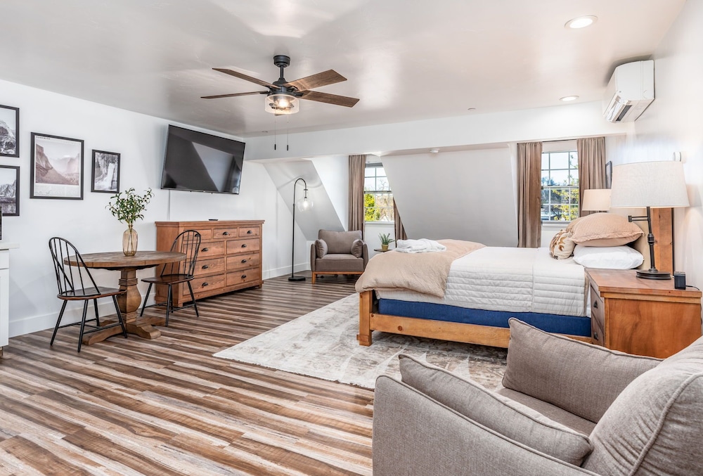 Luxury Studio Suite photo 1