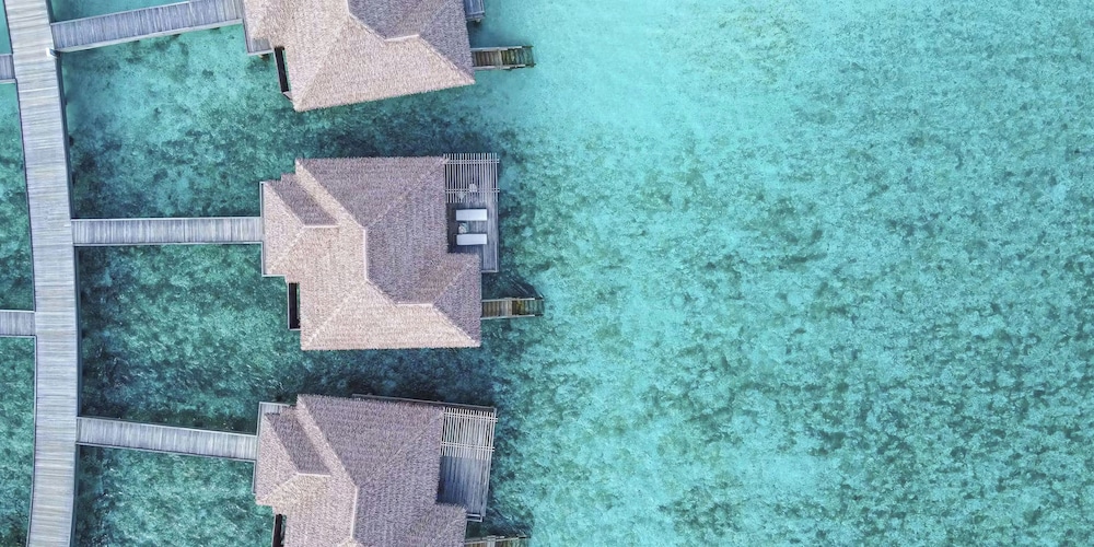 Villa (Sunrise Water)