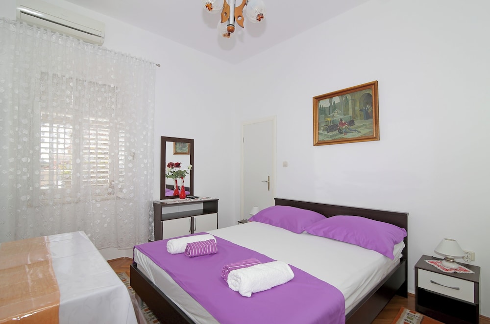 Studio (Room & Studios Rina - Studio Apartmen)