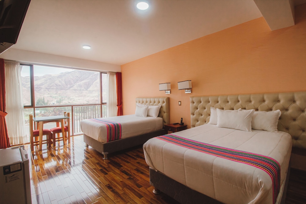 Standard Twin Room photo 2