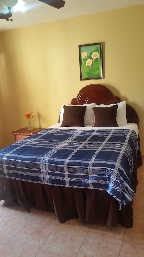 Room with 1 Double Bed photo 2