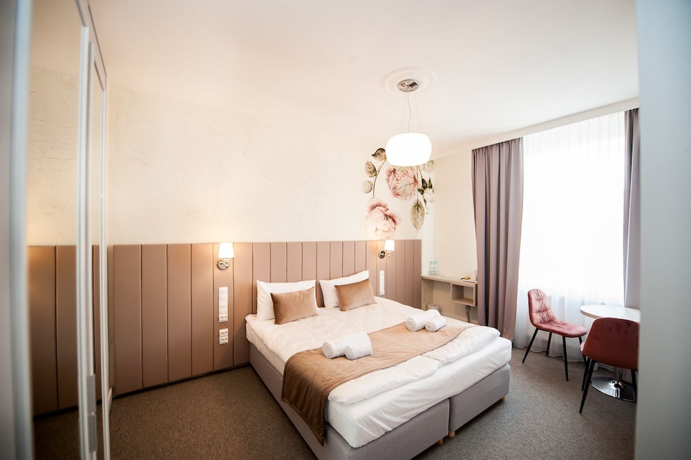 Economy Double Room - Photo 2
