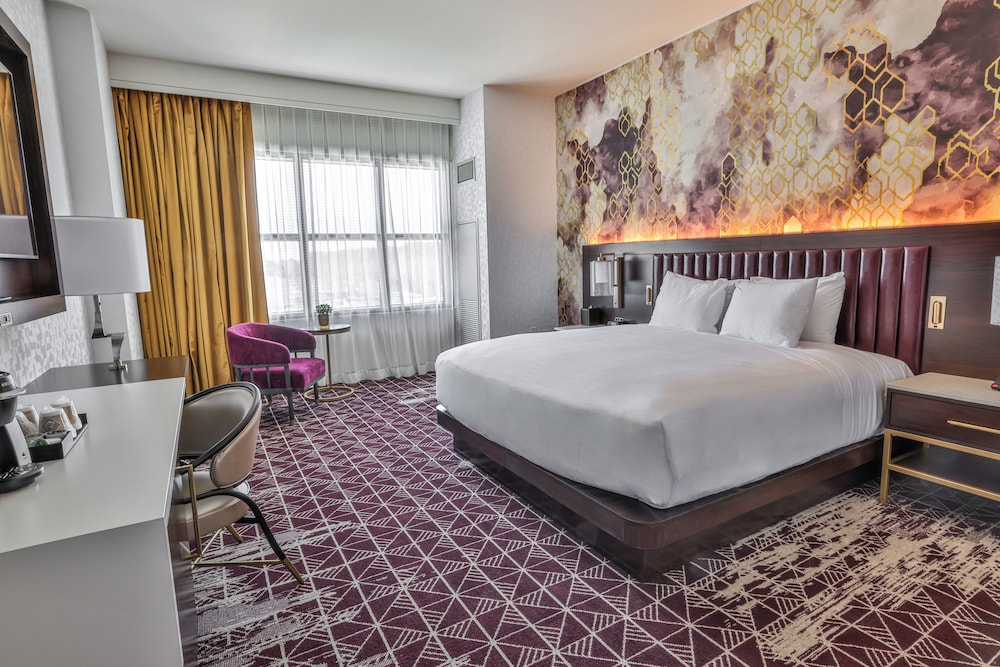 Room, 1 King Bed, Accessible, Tower (North Tower)