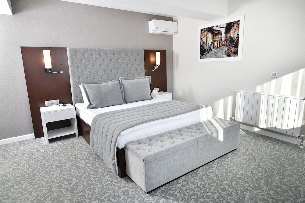 Standard Double Room photo 3
