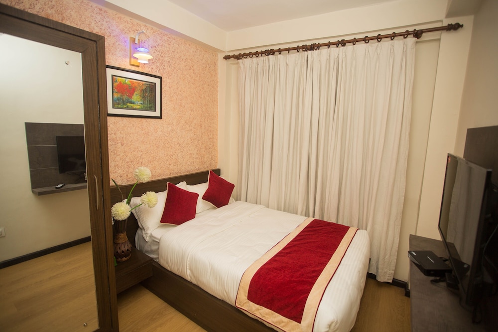 Deluxe Double Room, 1 Bedroom, Non Smoking (AC) photo 1