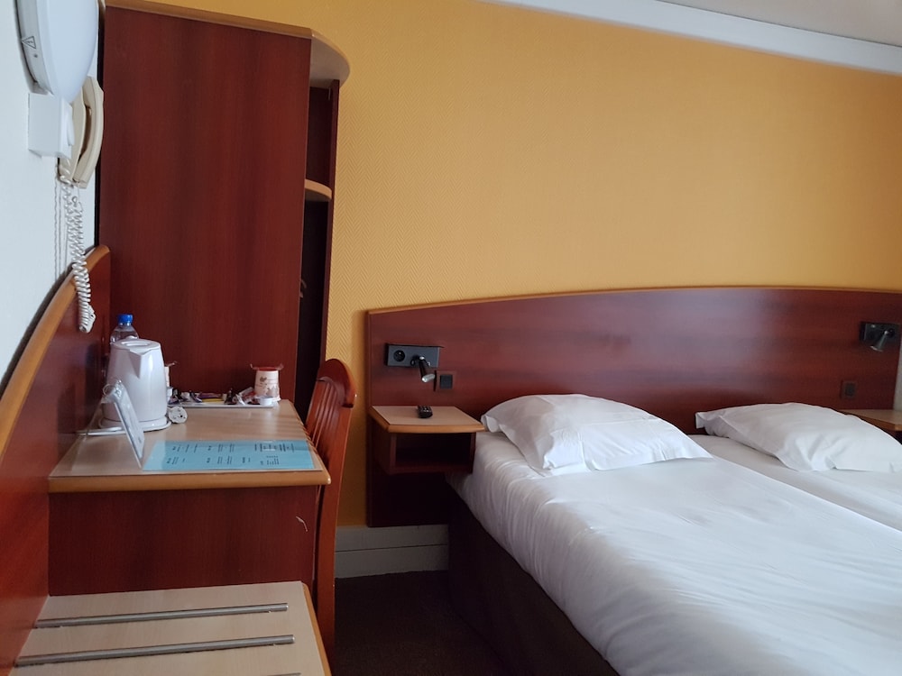 Standard 2 Singles Non Smoking - Photo 9