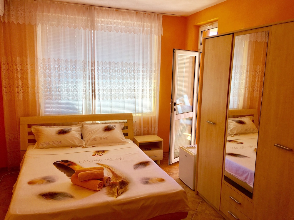 Classic Twin Room, 1 Queen Bed, Beach View